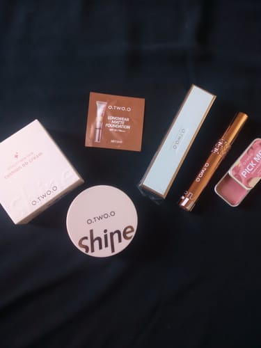 Customer photo review of O.TWO.O ULTRA BUSHY 5D WATERPROOF MASCARA