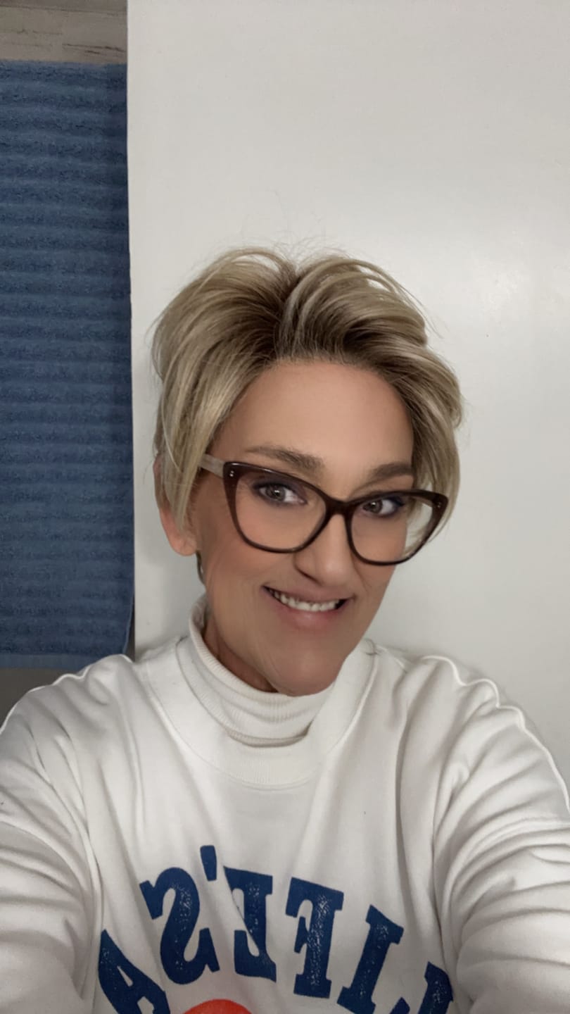 Customer photo review of VANITY FAIRE - Buttermilk Blonde