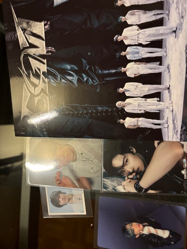 Customer photo review of Stray Kids 2nd Japan Album - GIANT