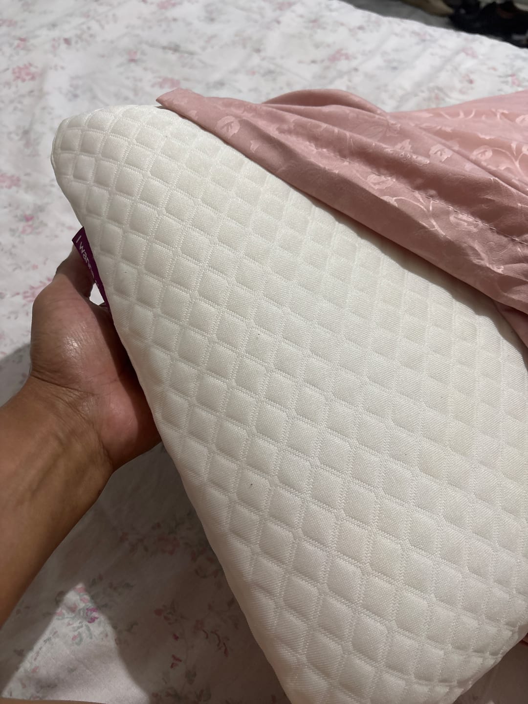 Customer photo review of Travesseiro IWS Original Látex®