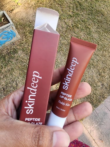 Customer photo review of Peptide Lip Glaze