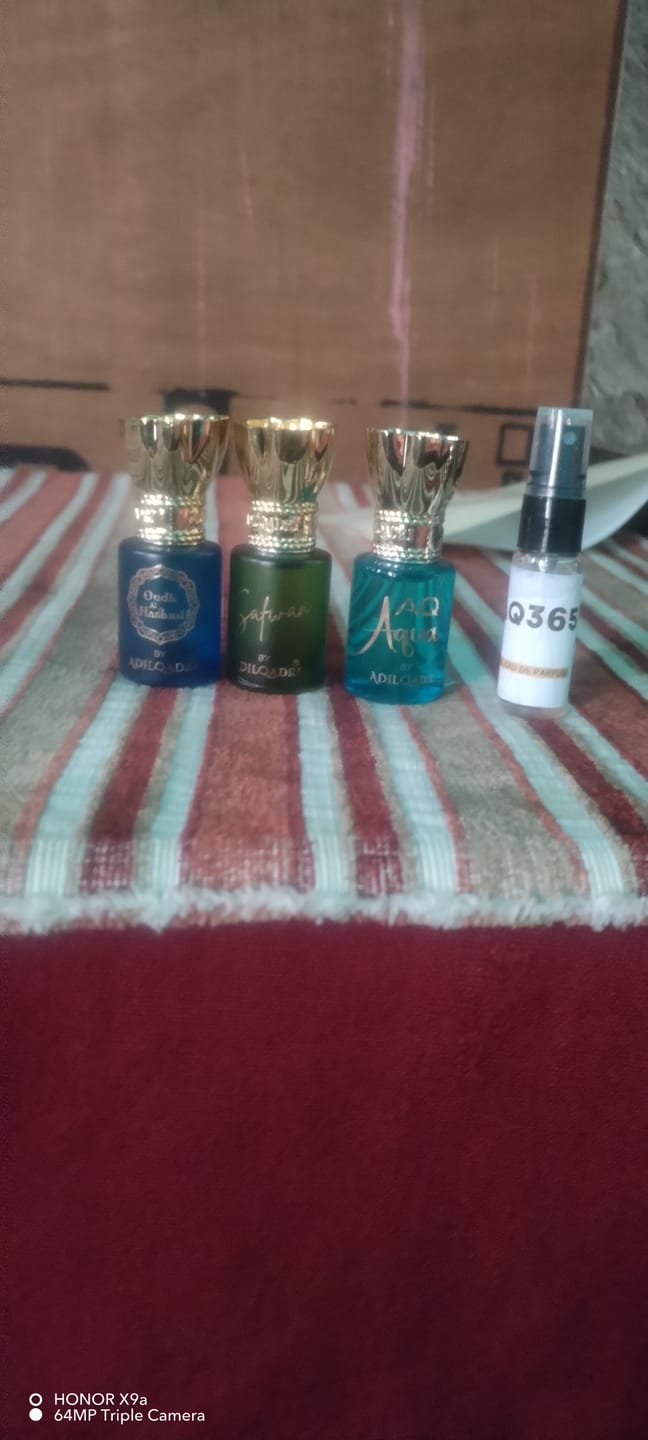 Customer photo review of AQ Aqua Luxury Attar Perfume