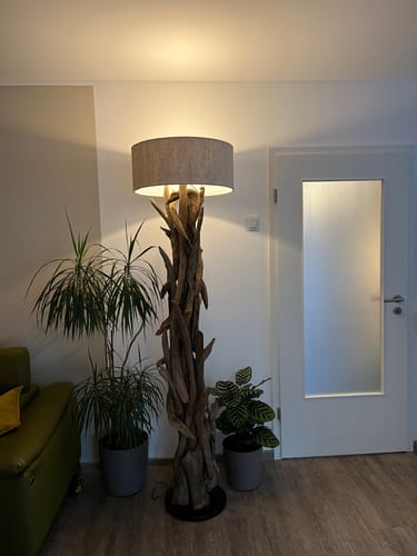 Customer photo review of Stehlampe Teakholz BLUMA  | Höhe 180 cm | inkl. Lampenschirm