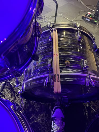 Customer photo review of WOODIES Signature 5B Long (short taper, round wooden tip)