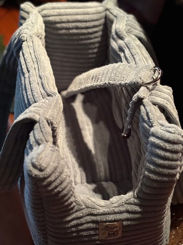 Customer photo review of Trasportino Velluto a Coste Celeste