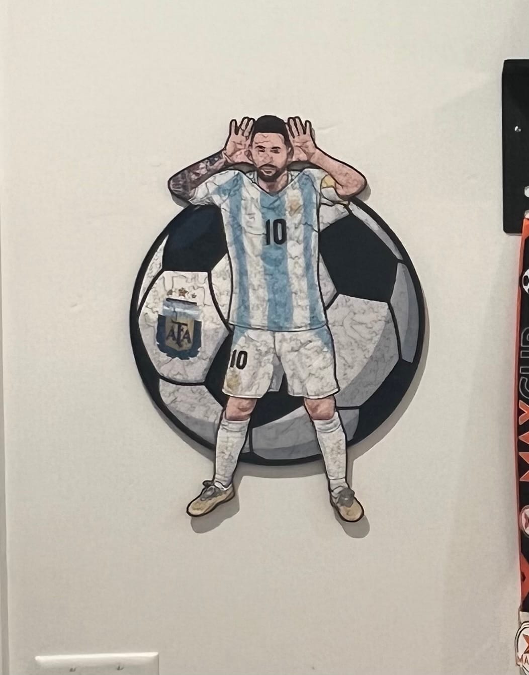 Customer photo review of Lionel Messi - Wooden Puzzle