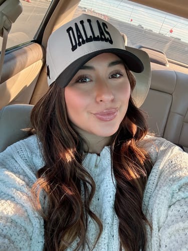 Customer photo review of DALLAS SNAPBACK - OFF WHITE EDITION