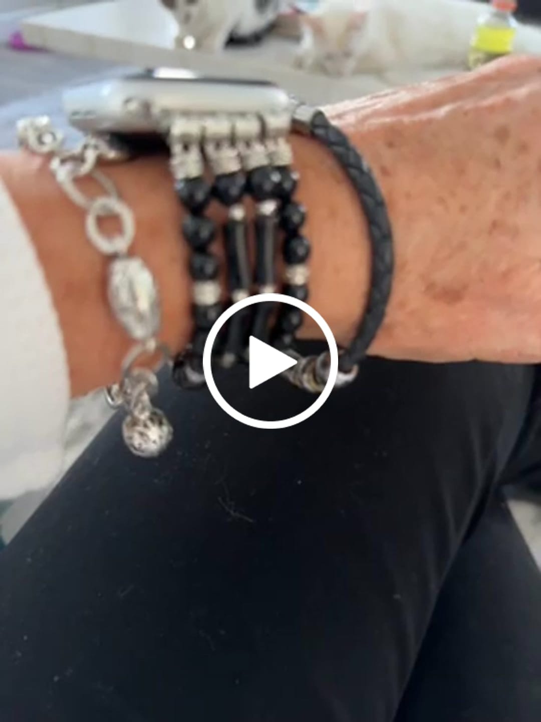 Customer video review of Moonlight Agate Stretch Apple Watch Strap