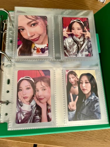 Customer photo review of [Version 2] Custom A5 pages - 4-Pocket - Standard Photocard