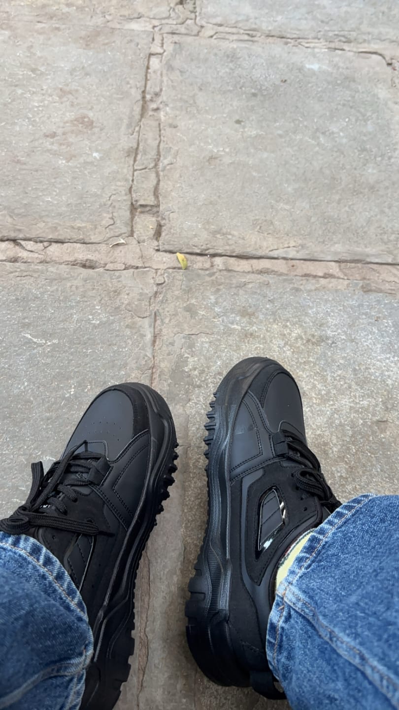 Customer photo review of Bacca Bucci EVOLVE - The Ultimate Low-Top Sneakers for Men