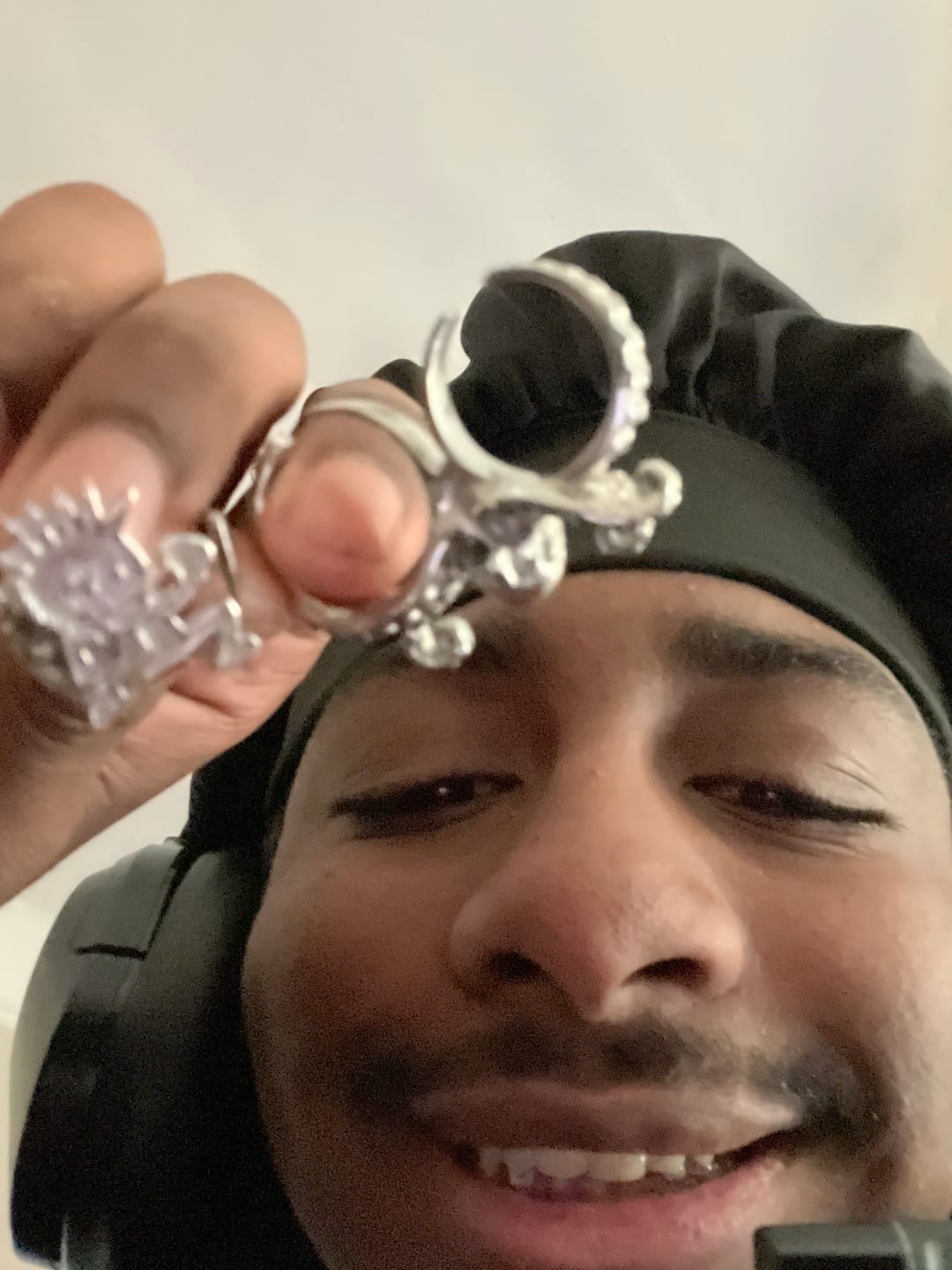 Customer photo review of DOUBLE FINGER OCTOSKULL RING