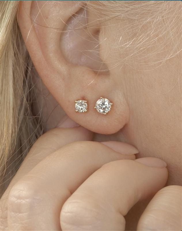 Customer photo review of 9K Gold Lab Grown Diamond Classic Stud Earrings