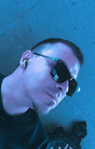 Customer photo review of Dr. Feel Good Brown Clip ON [INTERGALACTIC]