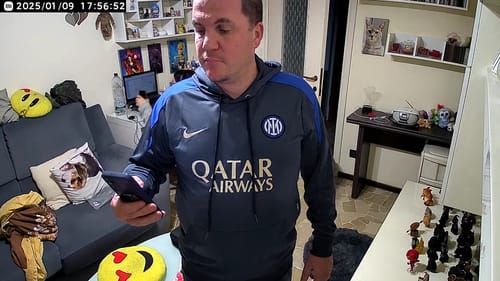 Customer photo review of KIT TUTA CON CAPPUCCIO INTER 2024/25