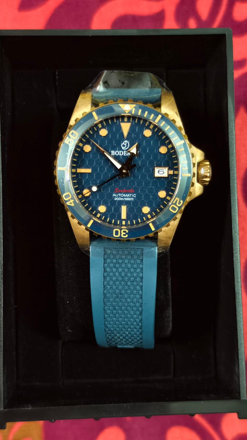 Customer photo review of SEATURTLE.OCEAN(BRONZE) - Automatic Bronze Diver Watch | Sea Blue/FKM Rubber
