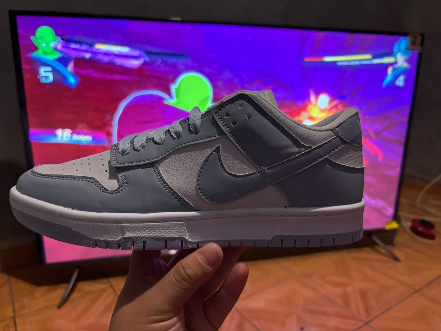 Customer photo review of Tenis Dunk Niebla Blanco Niebla