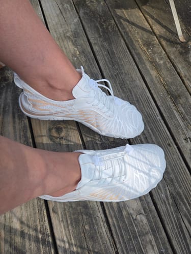 Customer photo review of Lorax Pro - Healthy & non-slip barefoot shoes (Unisex) (BOGO)