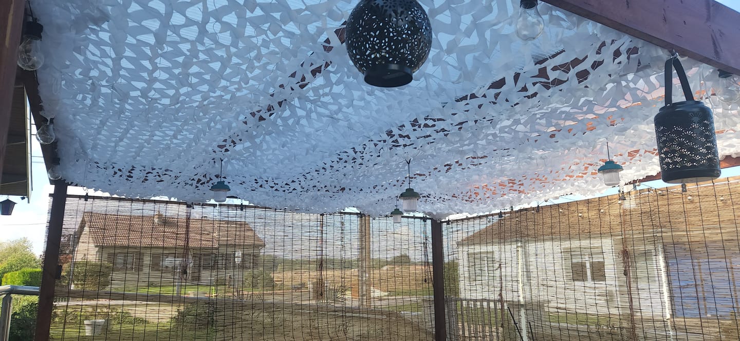 Customer photo review of Voile d'ombrage Camouflage Blanc