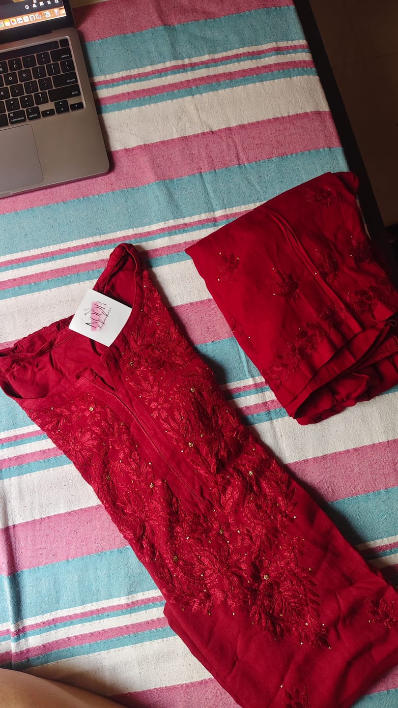 Customer photo review of Maroon 2 piece Rayon Mukaish set