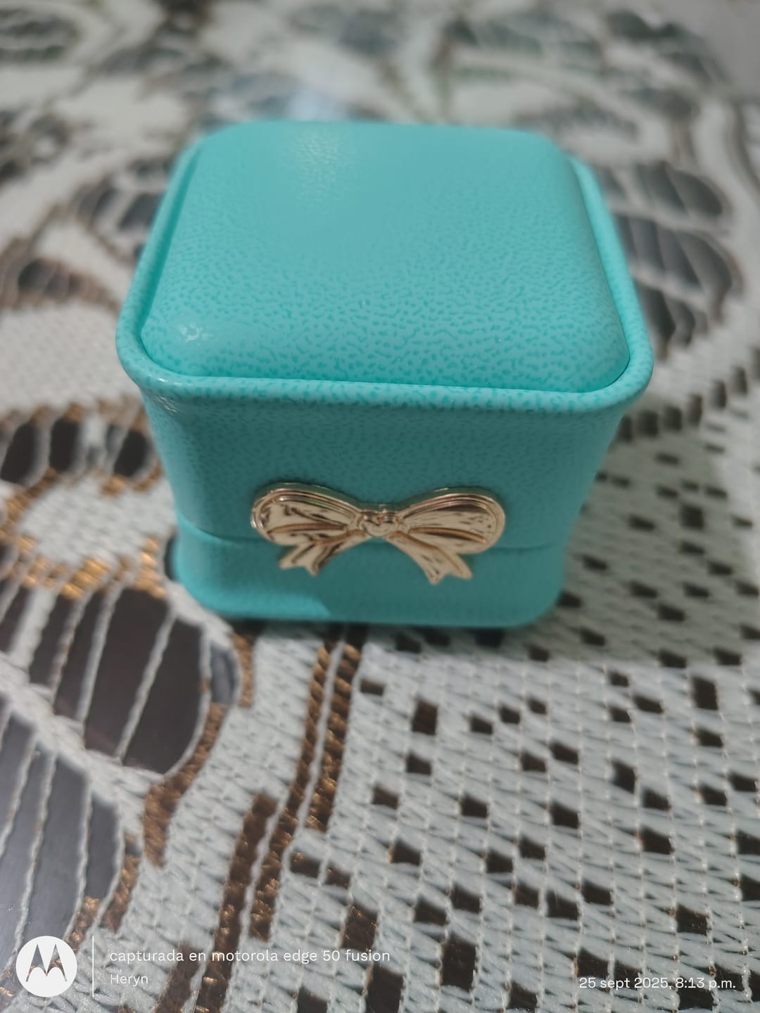 Customer photo review of Anillo Eternal Love | Plata con Baño de Oro 18k | Hello Kitty