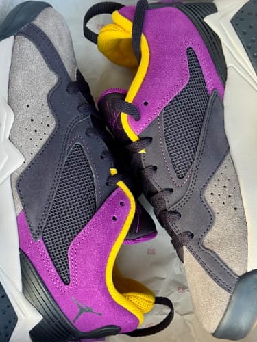 Customer photo review of Air Jordan MVP 92