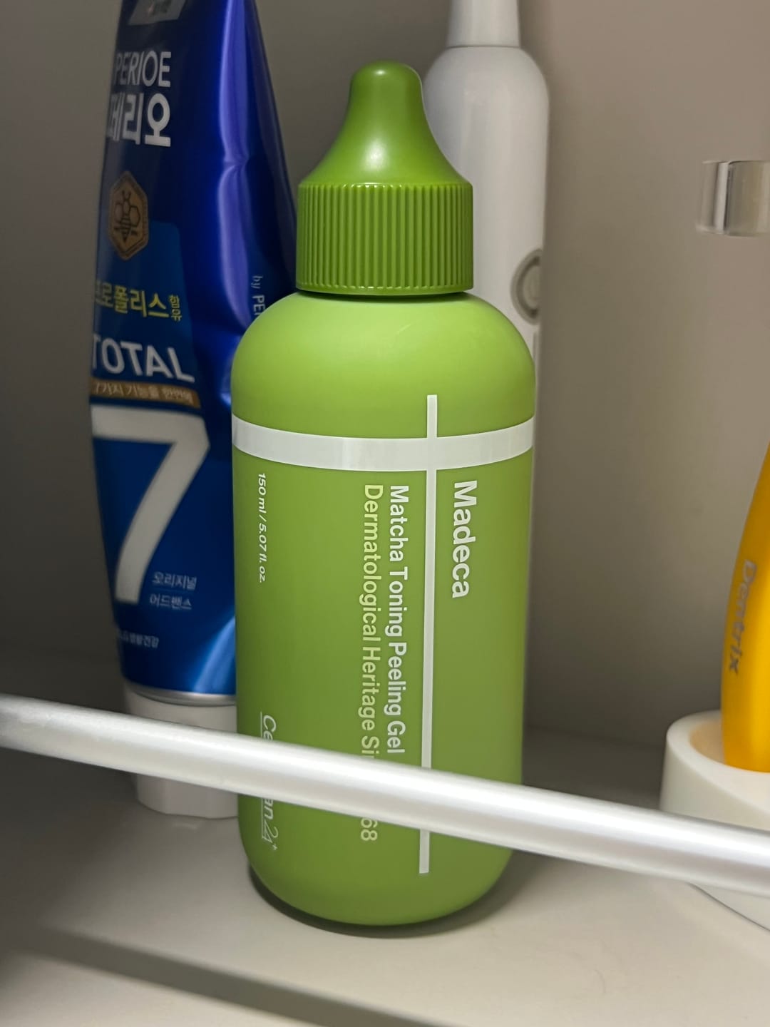 Customer photo review of Madeca Matcha Toning Peeling Gel 150ml