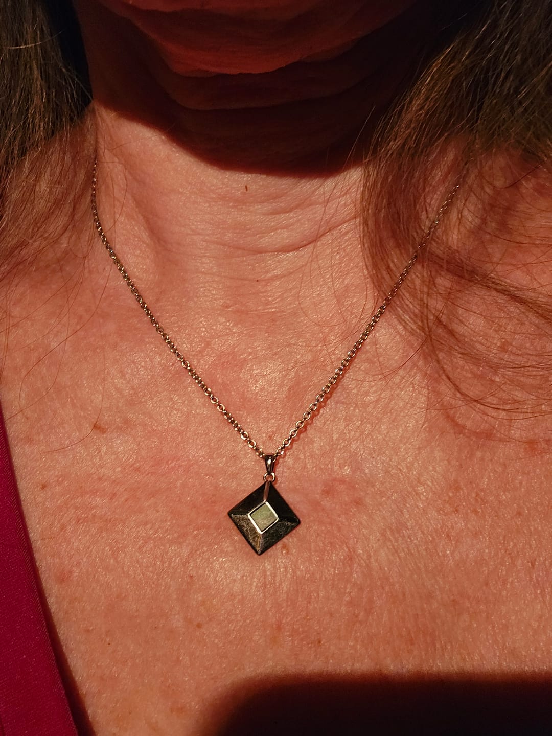 Customer photo review of Classic TANAOR Necklace
