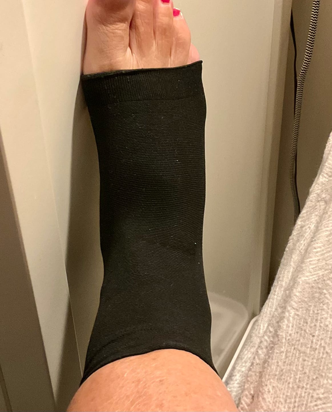 Customer photo review of NuSoothe® Ankle Compression Sleeves