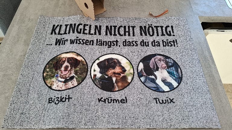 Customer photo review of Klingeln nicht nötig mit Foto - individuelle Fußmatte