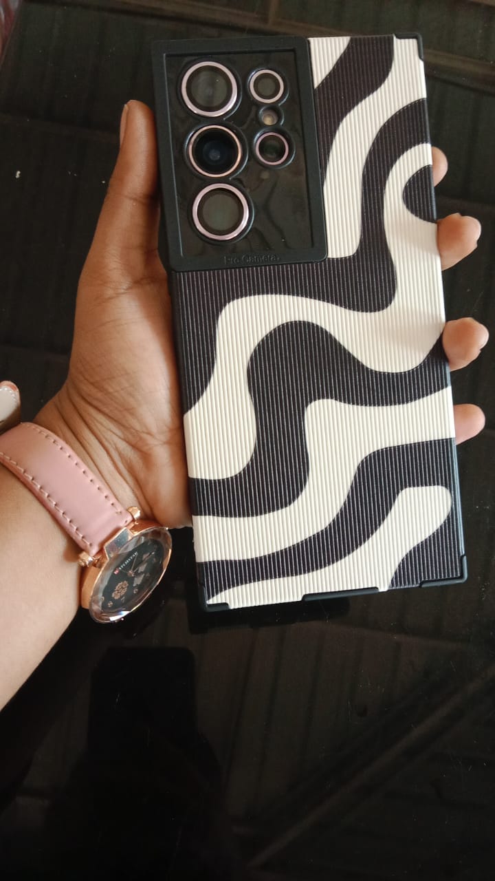 Customer photo review of Zebra Samsung Black White Stripe Textured Soft Cases