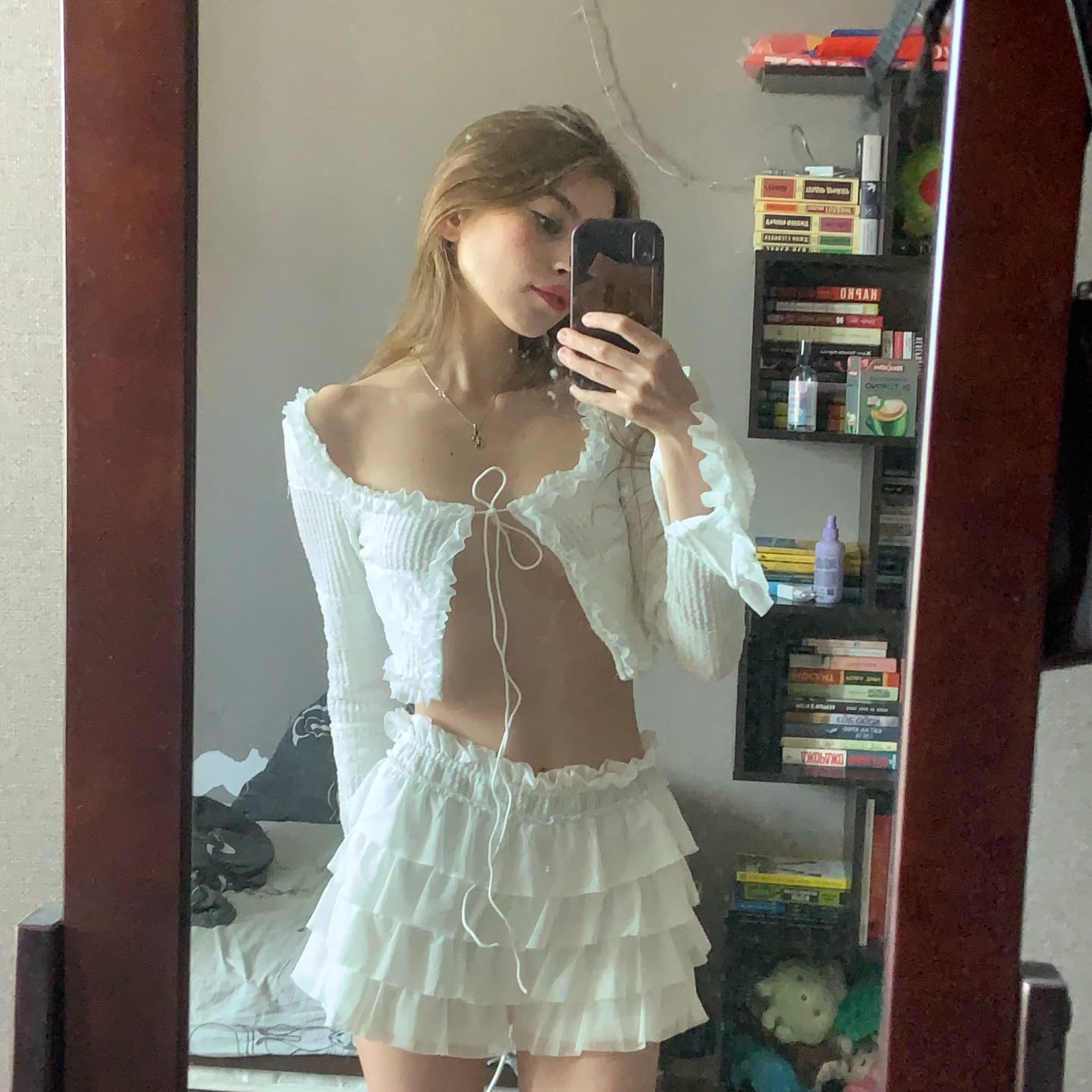Customer photo review of Y2K-Inspired Ruffle Tiered Mini Skirt Set — White | KIMLUD