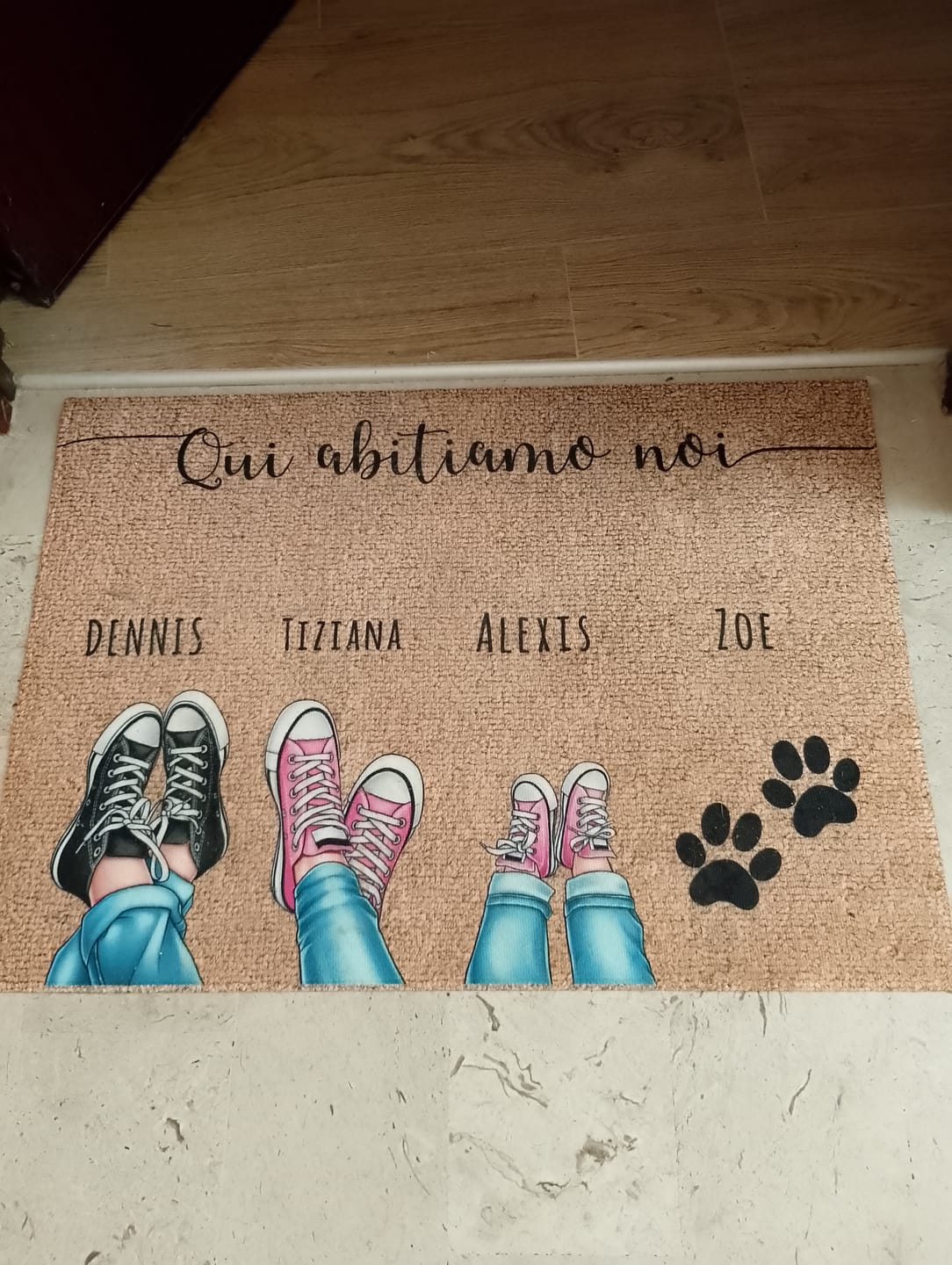 Customer photo review of Scarpe e zampe - Zerbino personalizzato