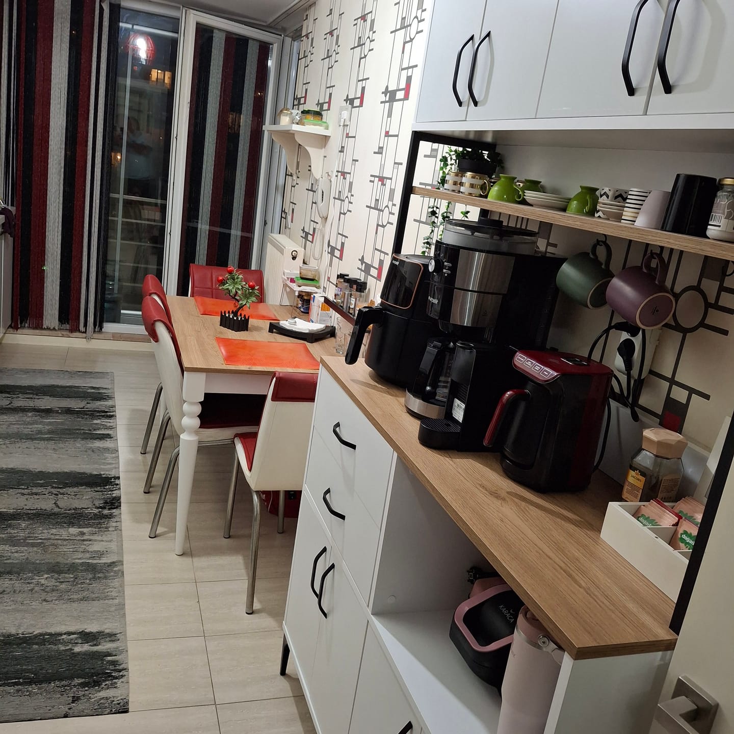 Customer photo review of Rani JA104 Mutfak Masası Yemek Masası Sepet Ceviz - Beyaz
