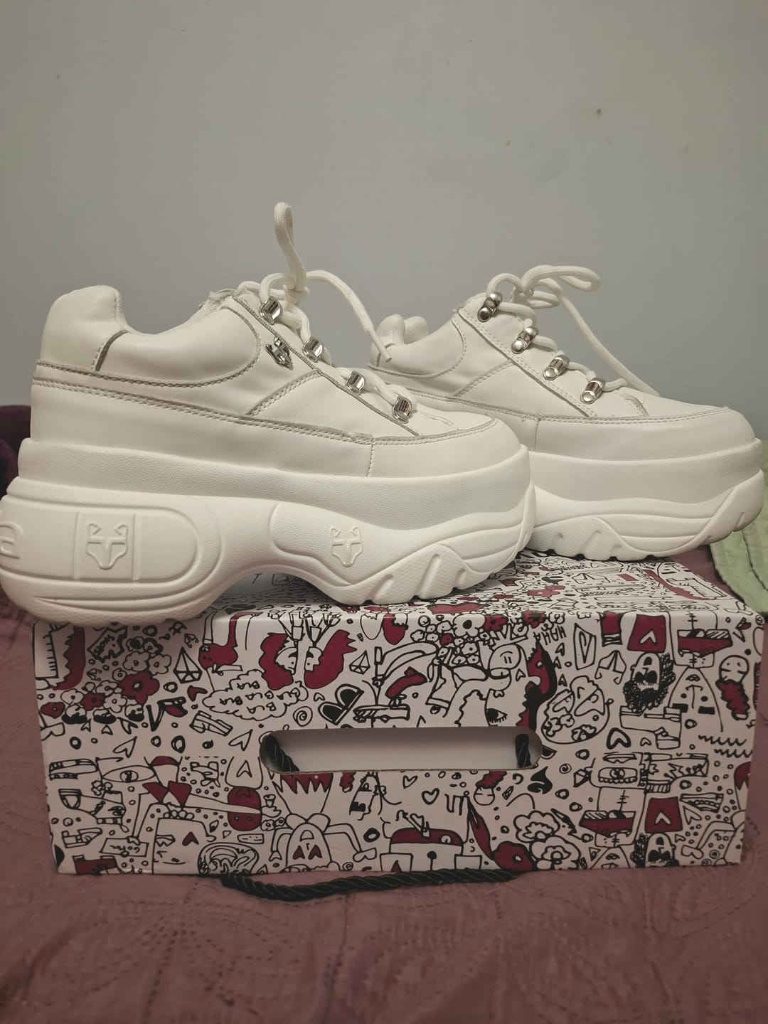 Customer photo review of Zapatilla Blanca Mujer 97249