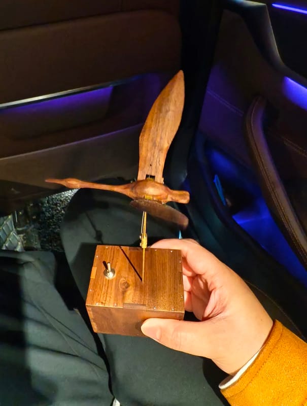 Customer photo review of Handcrafted Walnut Swan Automaton — Elegant Motion Art for Desk & Home