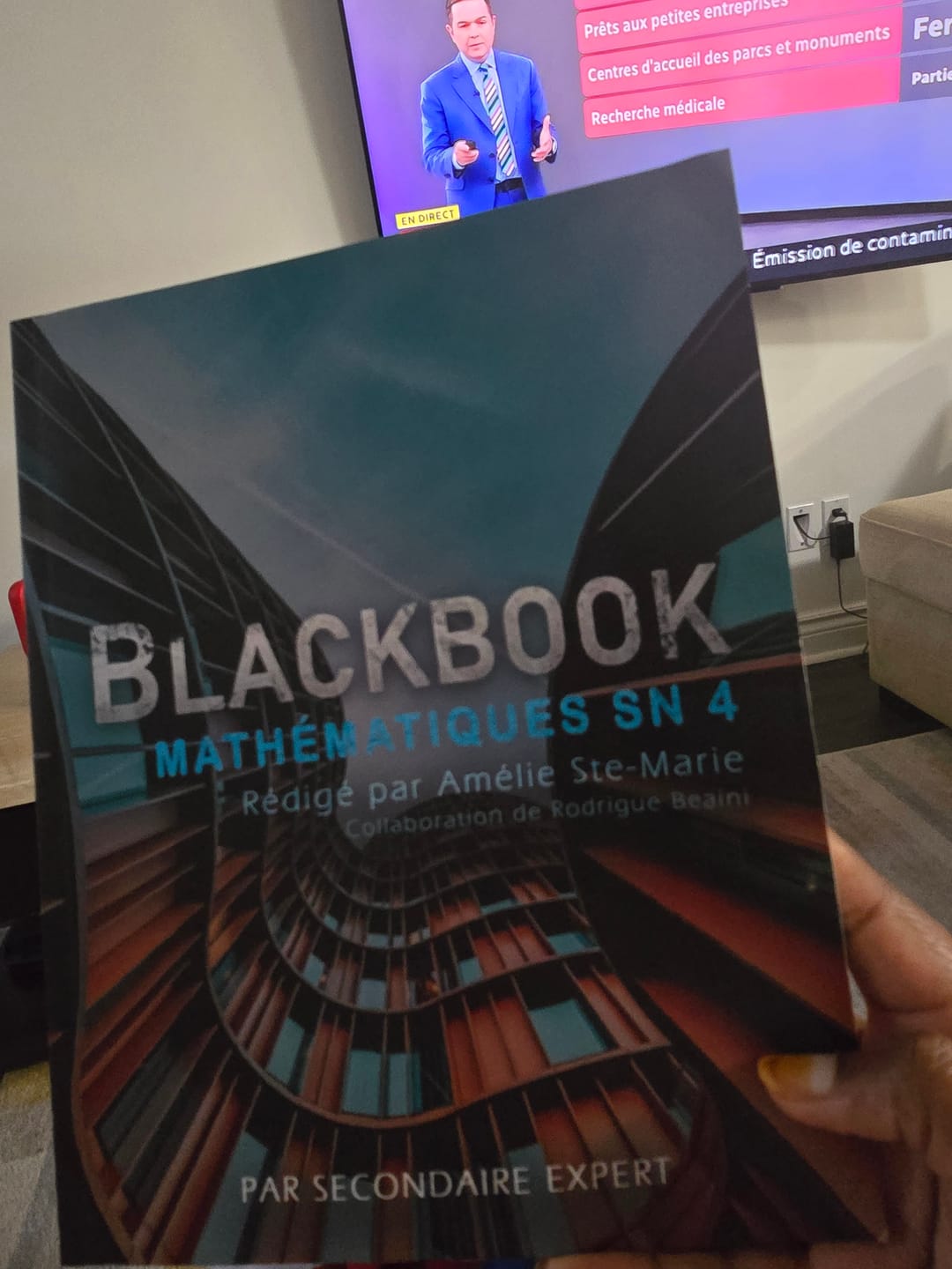 Customer photo review of Livret "Black Book" Mathématiques SN 4 (Secondaire)
