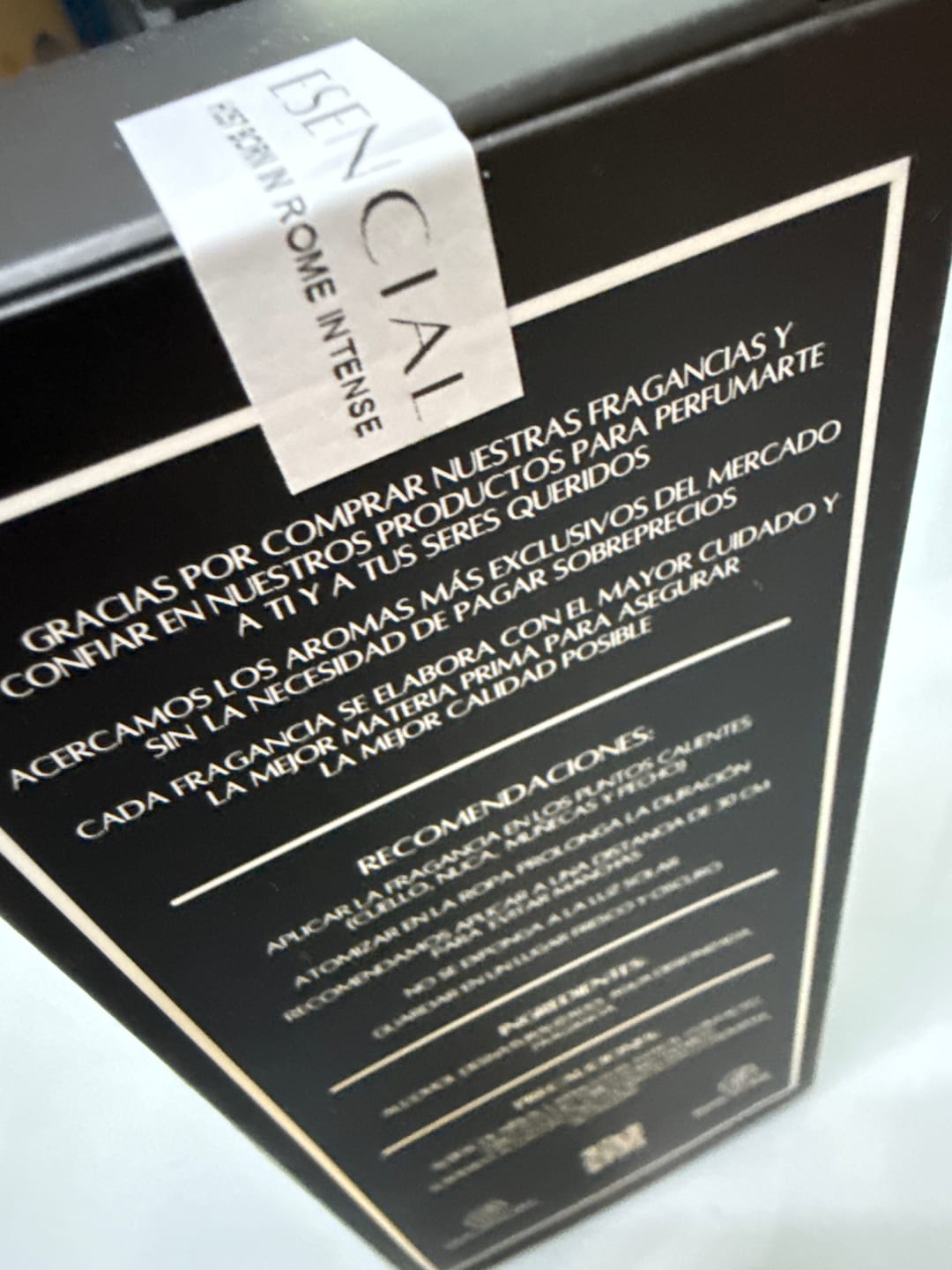 Customer photo review of H057 Inspirado en: Valentino Uomo Born In Roma Intense - Valentino
