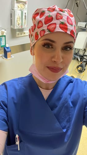 Customer photo review of OP Haube Erdbeere - Ponytail