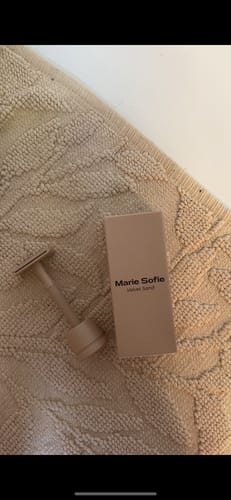 Customer photo review of Sofie Shave