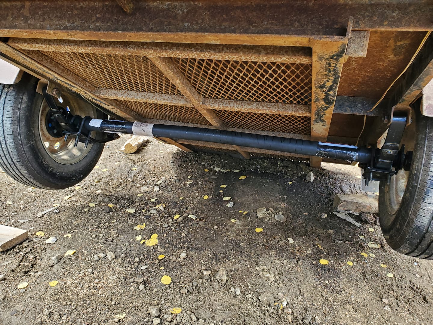 Customer photo review of 3500 lb Trailer Axle With Idler Hubs | Round Straight