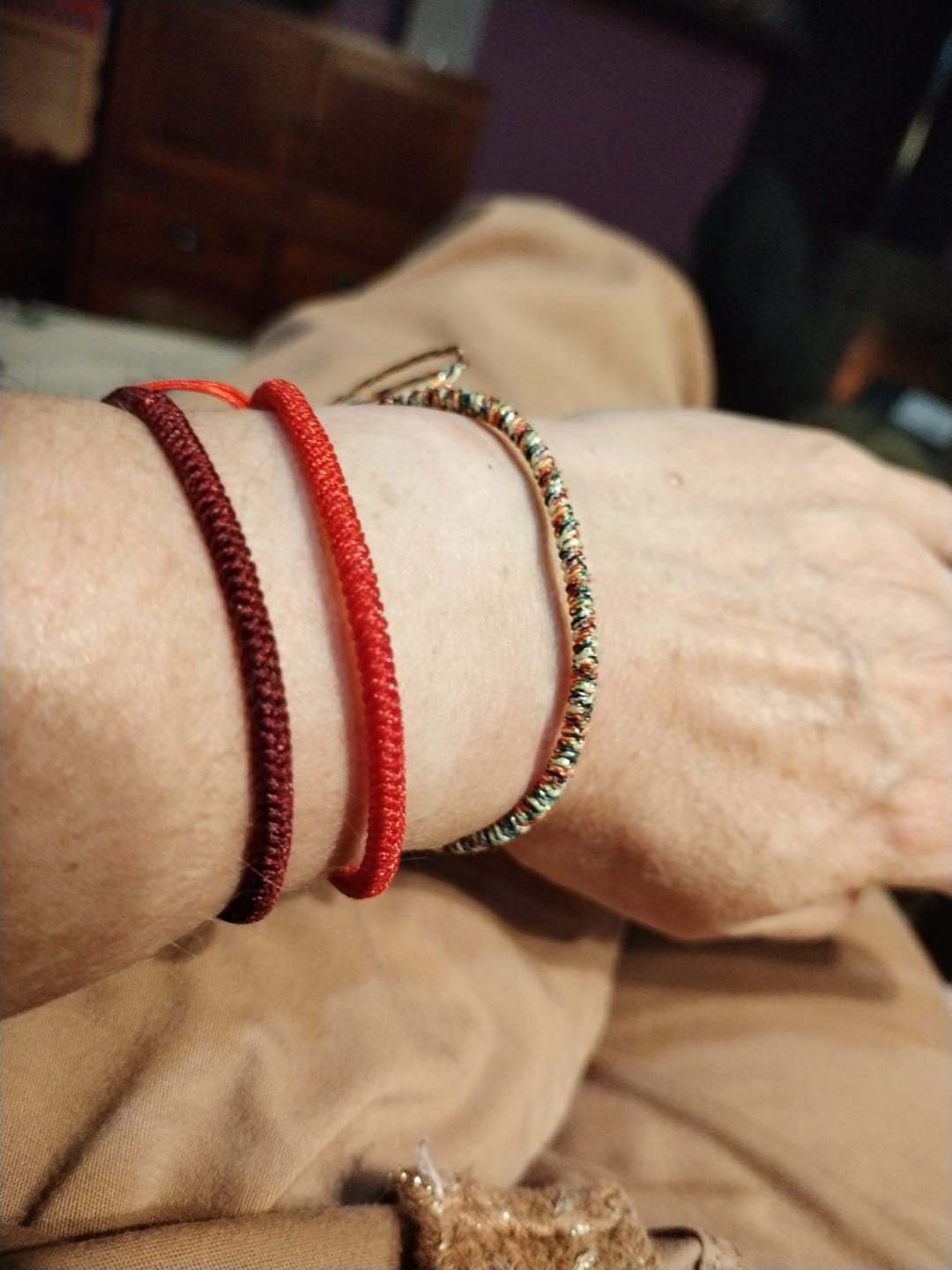Customer photo review of Trio de Bracelets Tibétains "Porte-Bonheur"