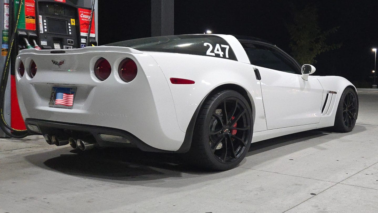 Customer photo review of Corvette C6 ZR1 Conversion Rear Trunk Spoiler