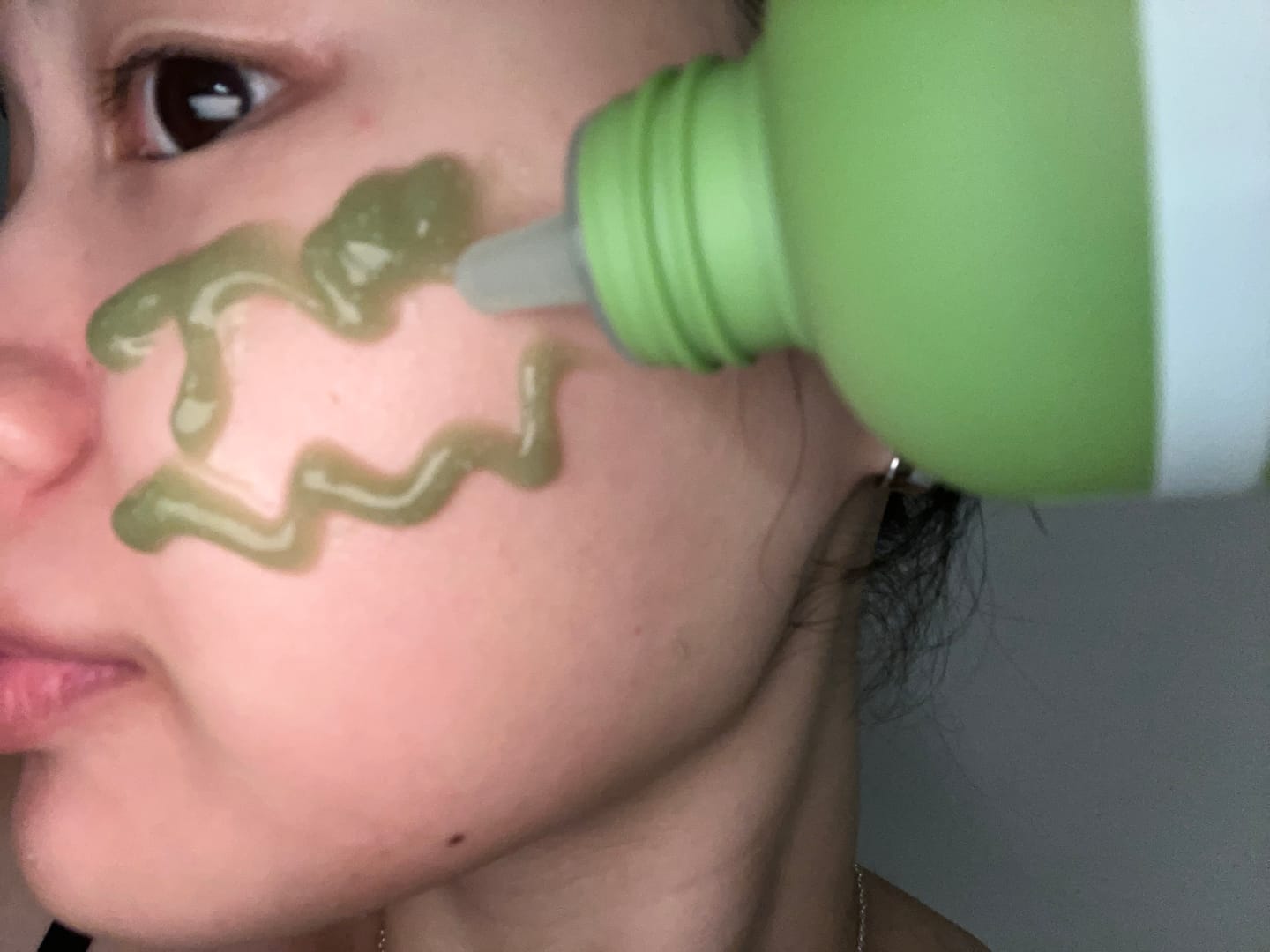 Customer photo review of Madeca Matcha Toning Peeling Gel 150ml