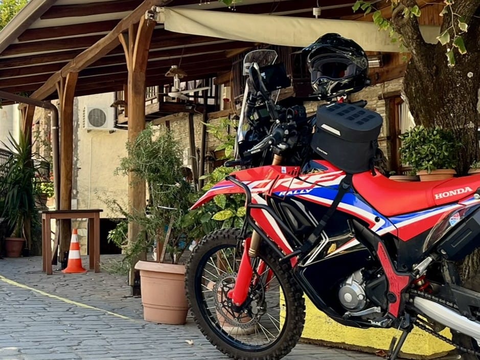 Customer photo review of Ranger Tank Bag