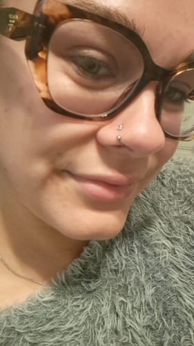 Customer photo review of Piercing Louise