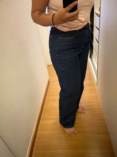 Maria Stella D. review of Calça Jeans Reta Araçá Azul Escuro image 1 out of 2