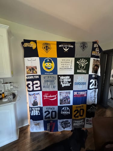 Customer photo review of Premium T Shirt Quilt