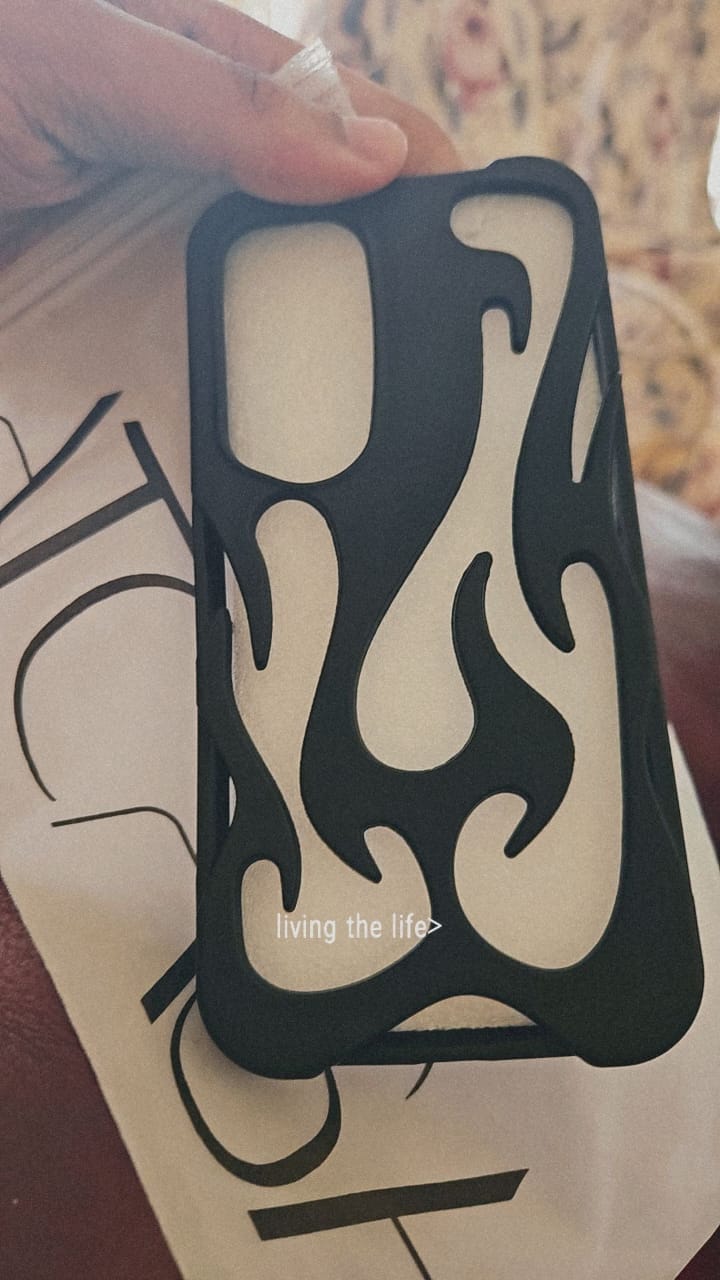 Customer photo review of 3D Flame Hollow Matte Black Silver Electroplated Samsung S & A Series Soft Case