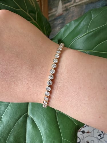 Customer photo review of Round Bezel Lab Grown Diamond Bracelet