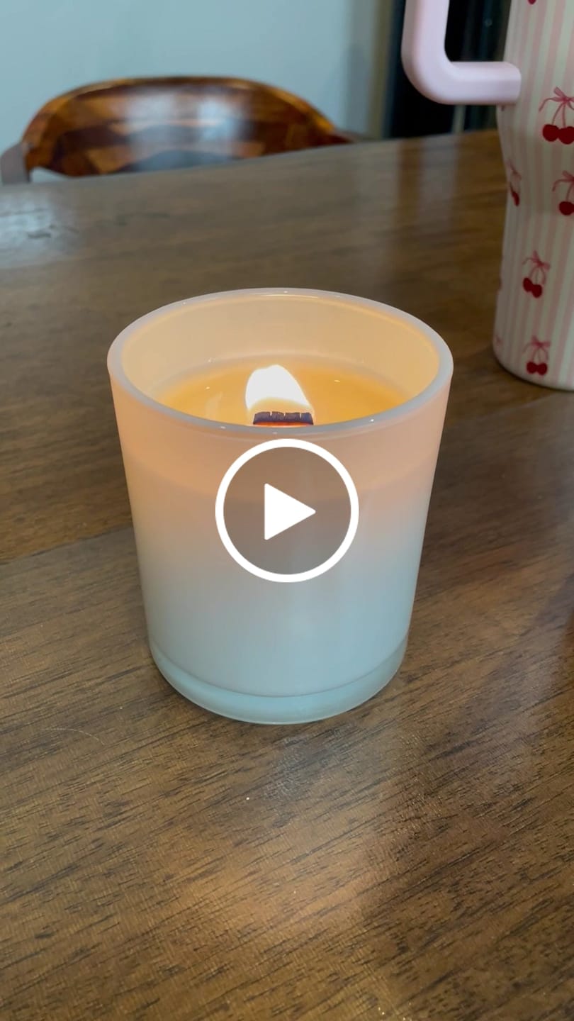 Customer video review of Cardigan Candle